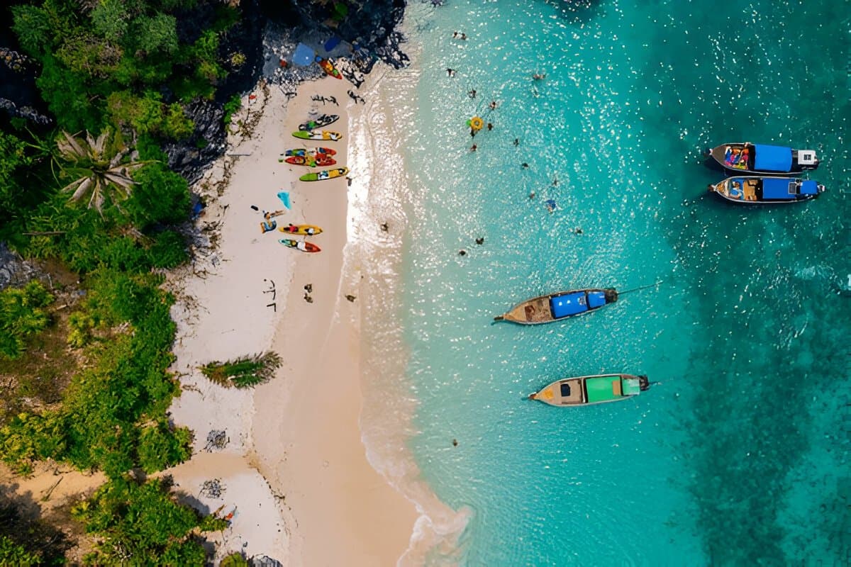 Vibrant Thailand Vibes