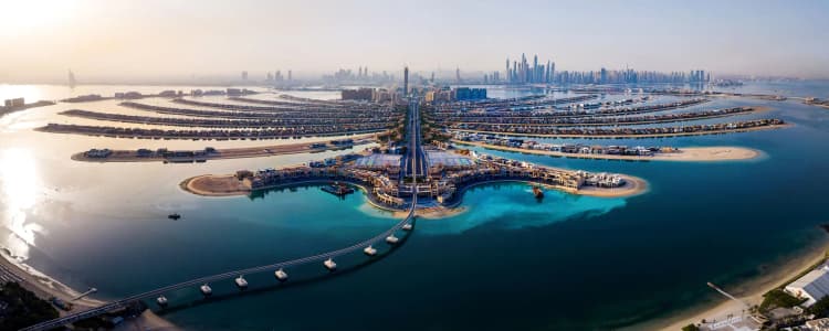 Dubai Visitor.