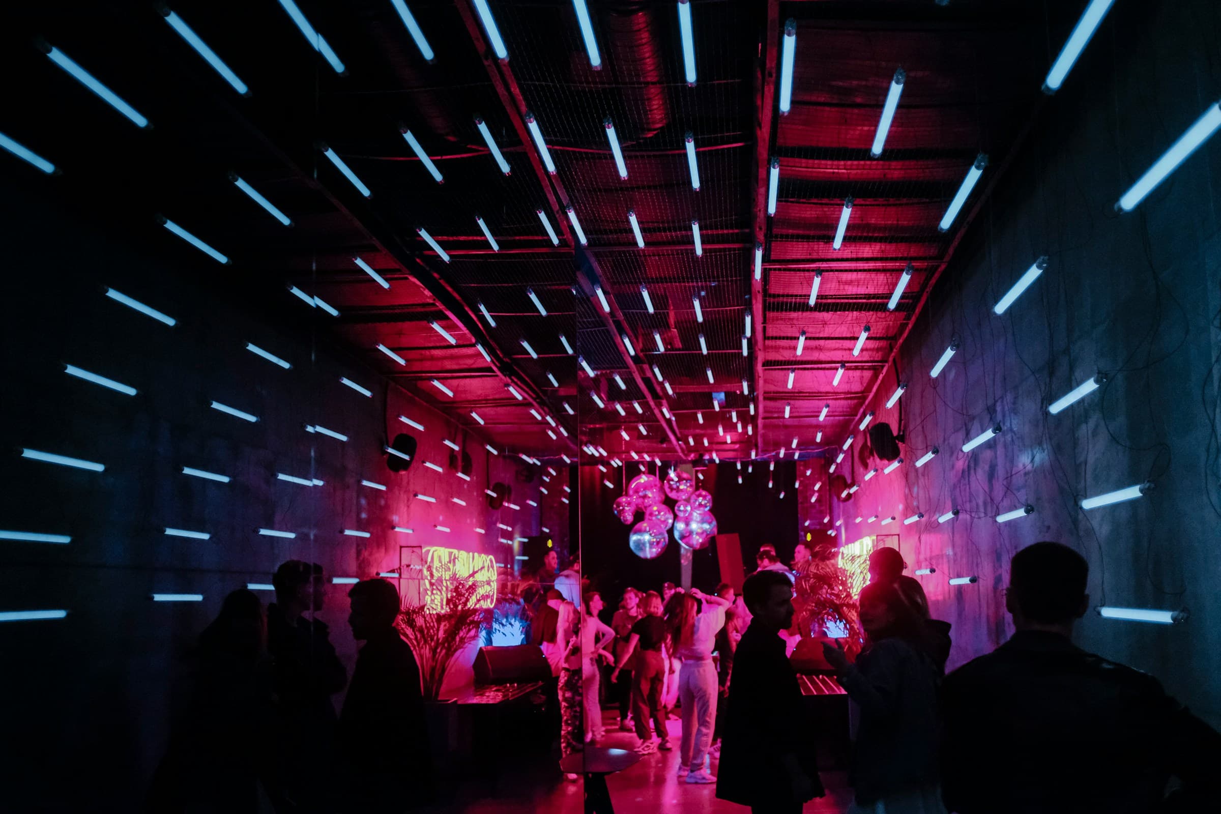 Manali Nightlife and Entertainment: Bars, Clubs, Cafes &amp; More