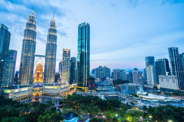 Honeymoon Packages from Malaysia: Romantic Escapes with Viacation