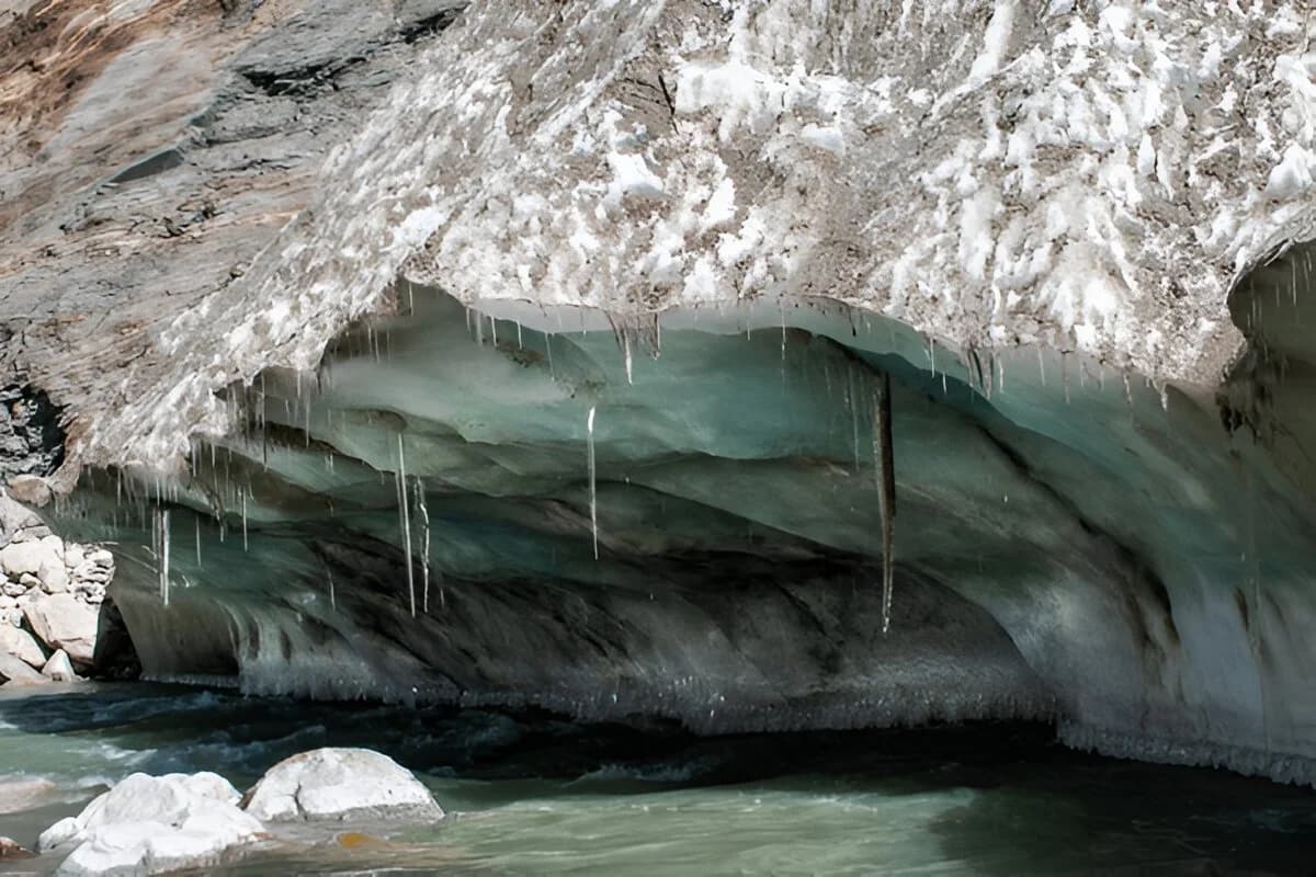 Gomukh Glacier