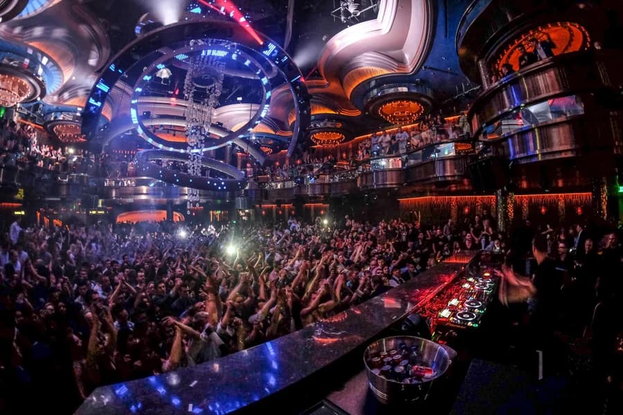 SinQ Nightclub