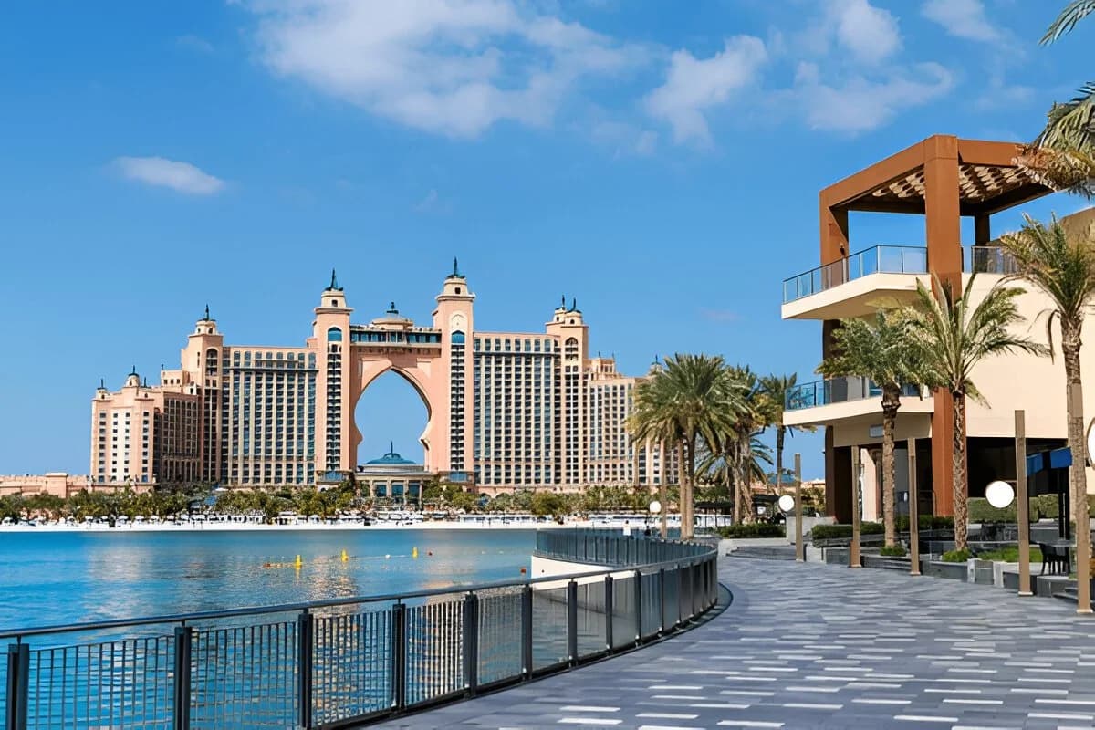10 Affordable &amp; Cheap Hotels in Dubai That Don&#8217;t Compromise on Quality